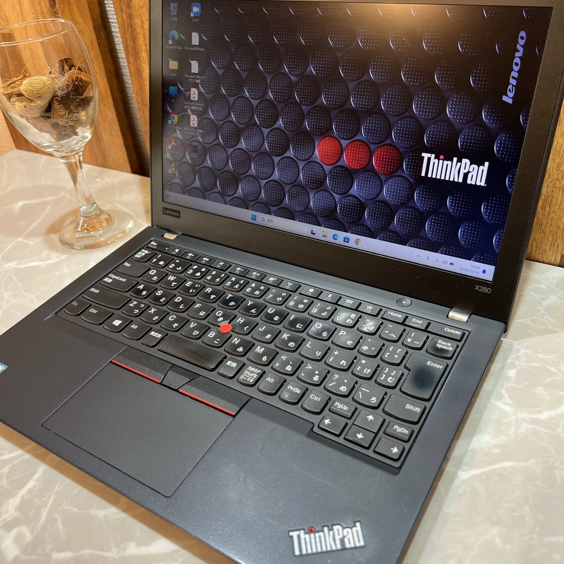 Thinkpad X280☘SSD256GB☘Corei5第8世代☘メモリ8GB【KHRC2309066】