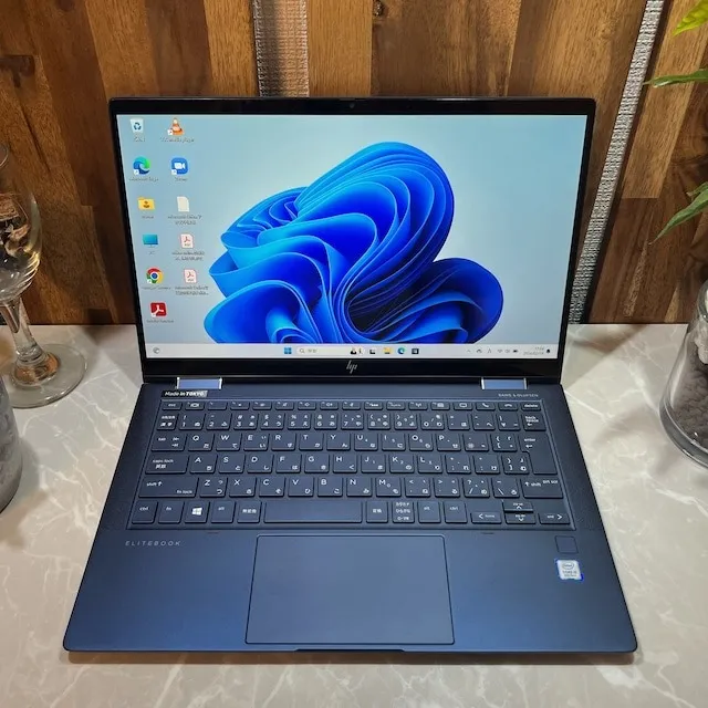 【極美品】HP Elite Dragonfly ☘SSD256GB☘i5第8世代【YKHRC2402018】