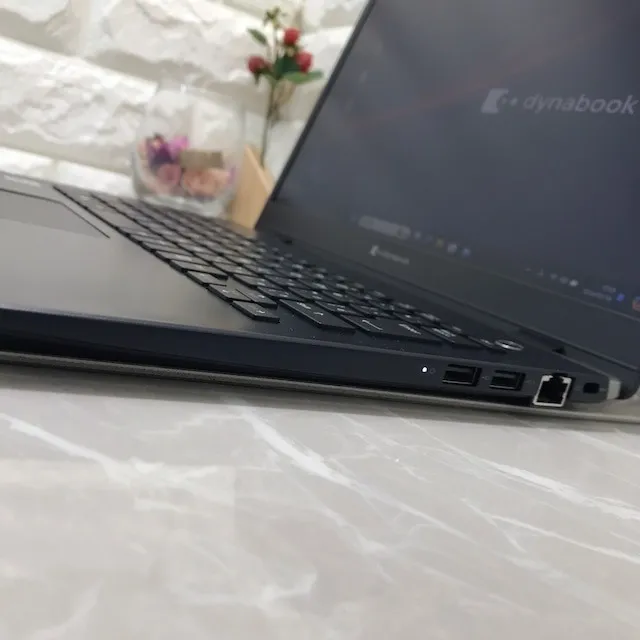 【美品】Dynabook G83/FP✨第10世代✨メモ8GB✨SSD256GB【YTHRC2403009】