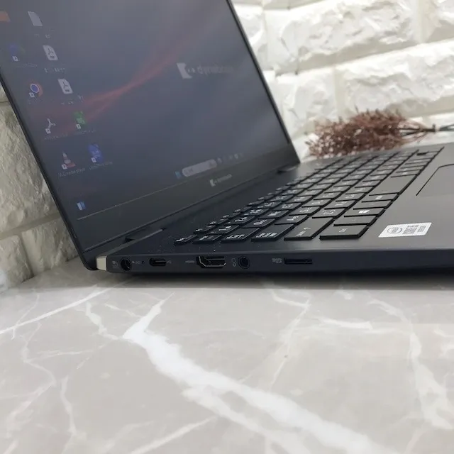 【美品】Dynabook G83/FP✨第10世代✨メモ8GB✨SSD256GB【YTHRC2403009】