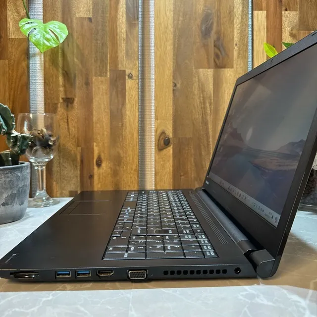 Dynabook B65/H☘️i7第8世代☘️メモリ8GB☘️SSD256GB【YKHRC2403020】