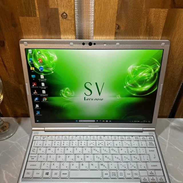 【美品】Let's note SV7☘️i5第8世代 /メモ8G ☘️SSD256G【YTHRC2403016】