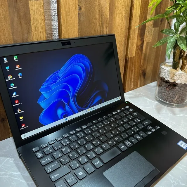 【美品】VAIO Pro LTEモデル☘️i5第7世代☘️メモ4G☘️SSD128GB【VKHRC2403037】