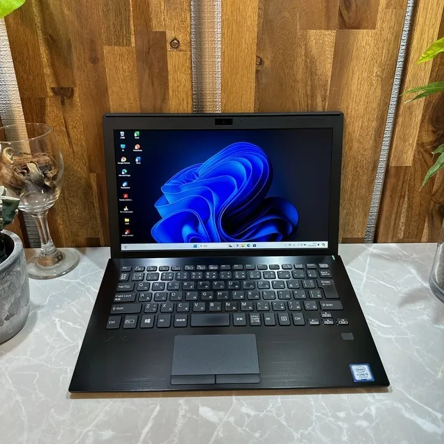 【美品】VAIO Pro LTEモデル☘️i5第7世代☘️メモ4G☘️SSD128GB【VKHRC2403037】