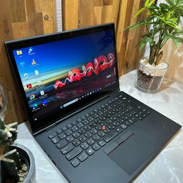 Thinkpad X1 Yoga☘️SSD256GB☘️i5第8世代☘️メモリ8GB【VKHRC2403056】