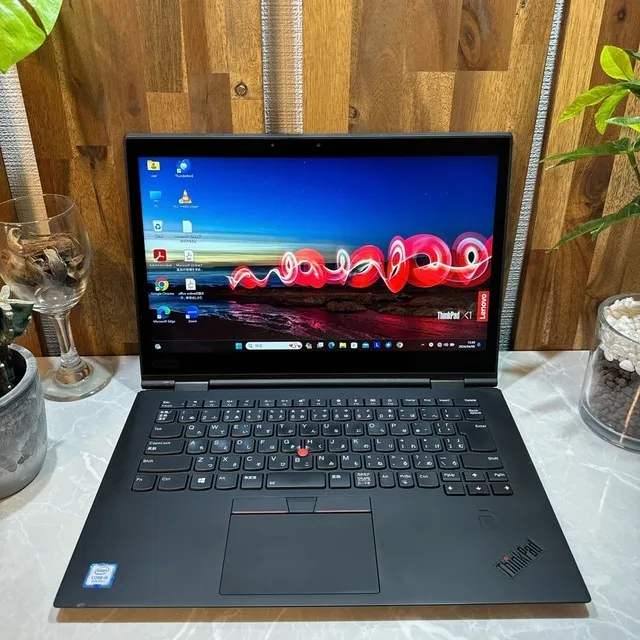 Thinkpad X1 Yoga☘️SSD256GB☘️i5第8世代☘️メモリ8GB【VKHRC2403056】