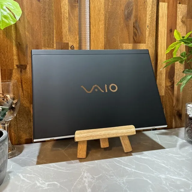 【美品】VAIO VJPK11C11N☘️i7第8世代☘️メ16G☘️SSD256GB【VKHRC2403071】