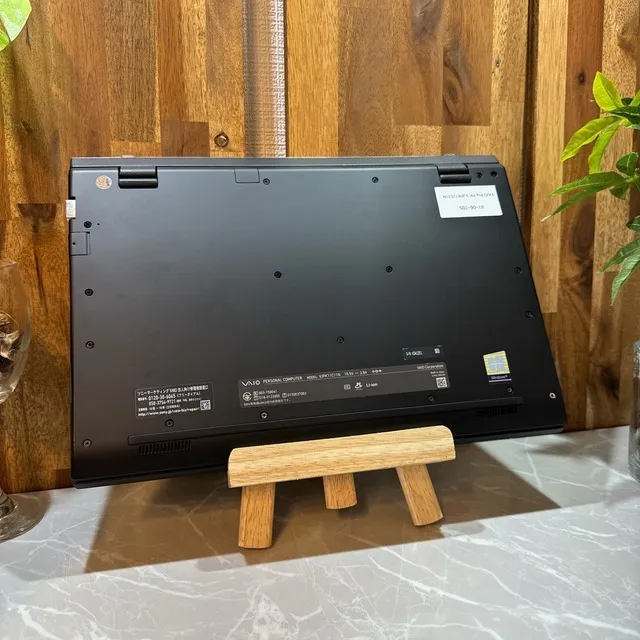 【美品】VAIO VJPK11C11N☘️i7第8世代☘️メ16G☘️SSD256GB【VKHRC2403071】