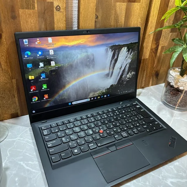 【美品】Thinkpad X1Carbon☘️SSD512G☘️i7第8☘️メ16GB【VKHRC2403064】