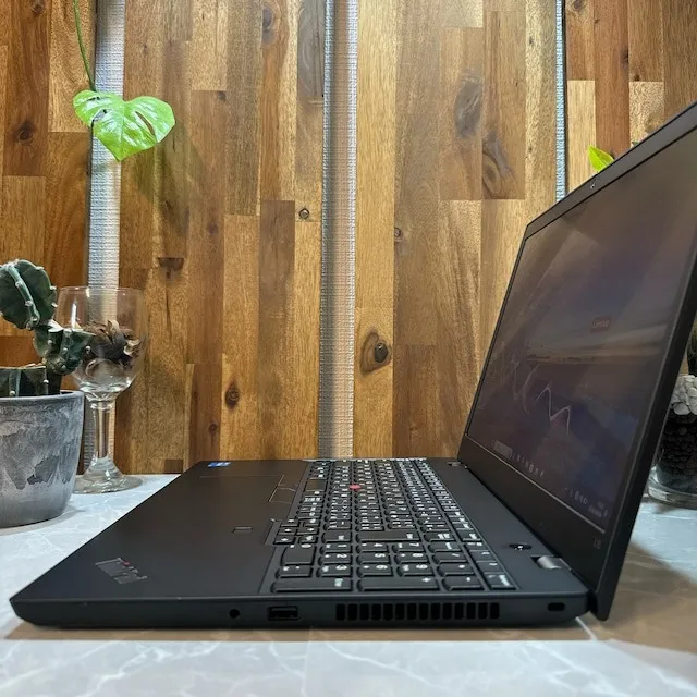 【美品】Thinkpad L15☘️i3第11世代☘️メモリ8GB☘️SSD256GB【YKHRC2403030】