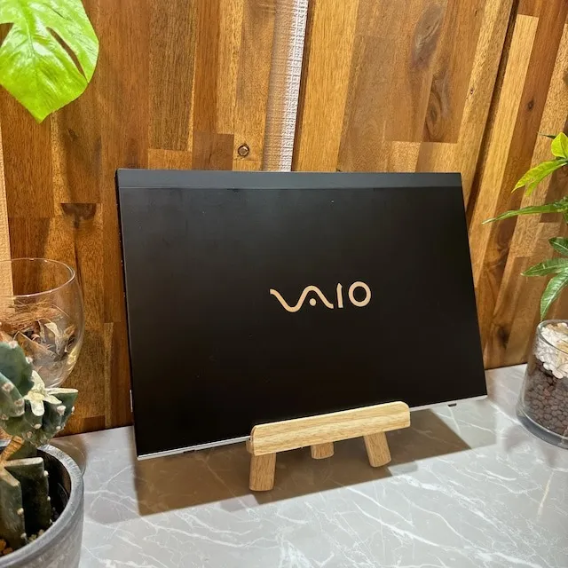 VAIO Pro PG☘️Core i5第8世代☘️SSD256GB☘️メモリ8GB【VKHRC2403075】