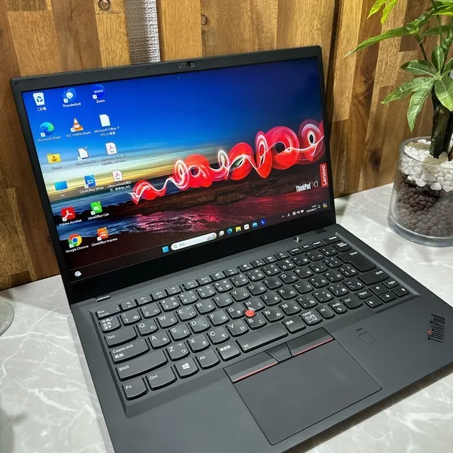 【美品】Thinkpad X1 Carbon☘️i7第8世代☘️メモ16GB/SSD【VKHRC2403085】