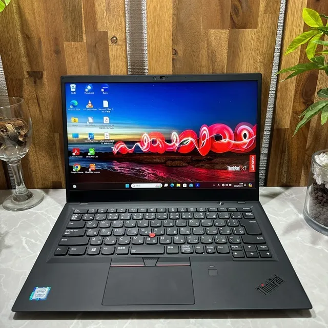 【美品】Thinkpad X1 Carbon☘️i7第8世代☘️メモ16GB/SSD【VKHRC2403085】