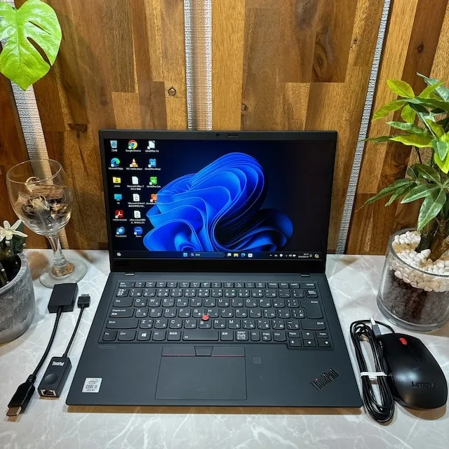 【美品】Thinkpad X1 Carbon☘️メ16G☘️i5第10世代 /SSD【PKHRC2404007】