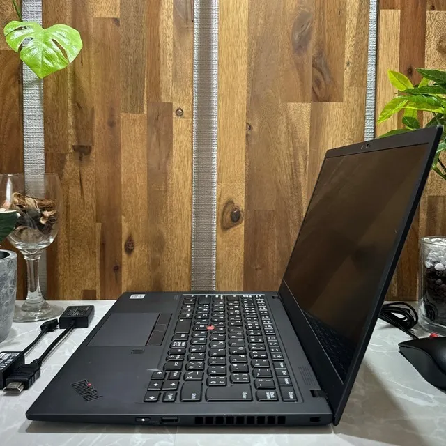 Thinkpad X1 Carbon☘️i5第10世代 ☘️SSD256G/メ16G【VKHRC2404039】