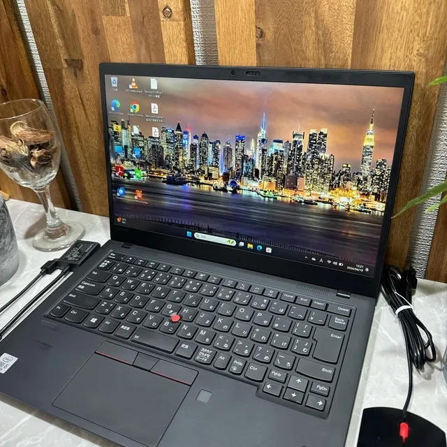 Thinkpad X1 Carbon☘️i5第10世代 ☘️SSD256G/メ16G【VKHRC2404039】