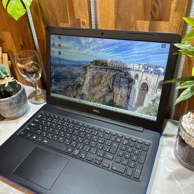 【美品】Dell Inspiron 3593☘️i3第10世代☘️SSD256GB【VKHRC2404082】