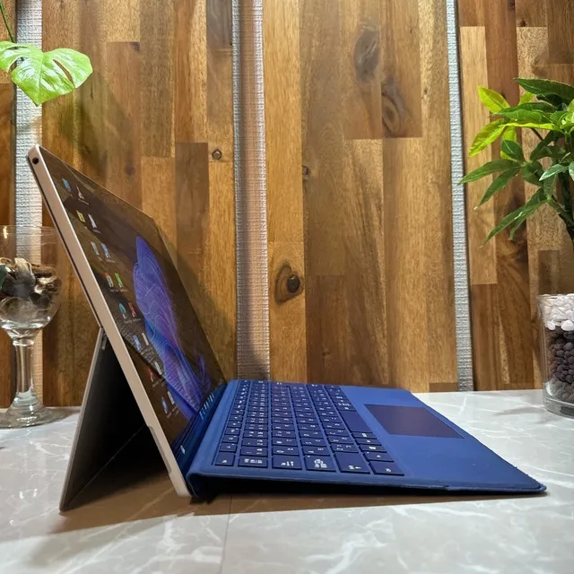 Surface Pro 6☘️i5第8世代 /SSD128GB ☘️メモリ8GB【VKHRC2404032】