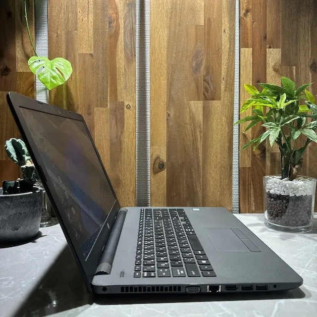 HP ProBook 250 G6☘️SSD256GB☘️メモリ8GB ☘️Core i5第7世代【VKHRC2404017】