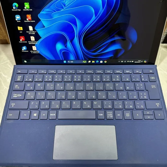 Surface Pro 6 ☘️メモ8GB☘️Core i5第8世代☘️SSD128G【VKHRC2404033】