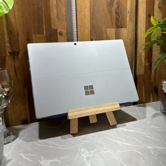 Surface Pro 6 ☘️メモ8GB☘️Core i5第8世代☘️SSD128G【VKHRC2404033】