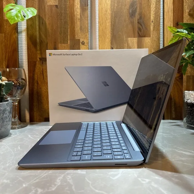 【準新品】Surface Laptop Go 2☘️i5第11世代 /メモリ8GB【VKHRC2404119】