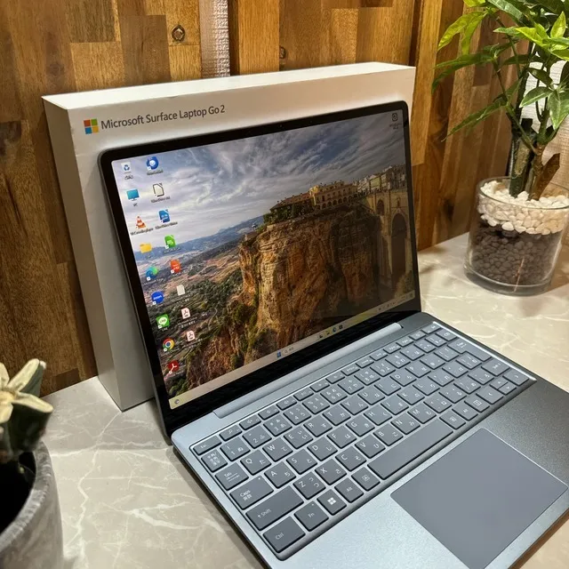 【準新品】Surface Laptop Go 2☘️i5第11世代 /メモリ8GB【VKHRC2404119】