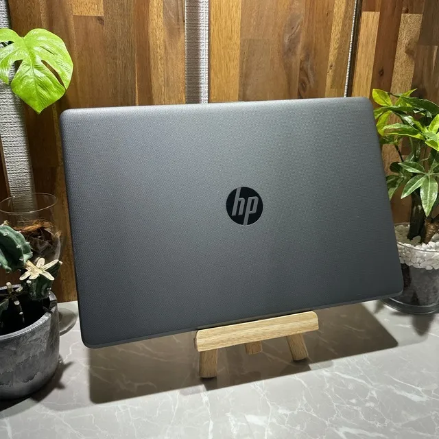 HP ProBook 250 G6☘️Core i5第7世代 ☘️SSD256GB☘️メモリ8GB【VKHRC2404025】