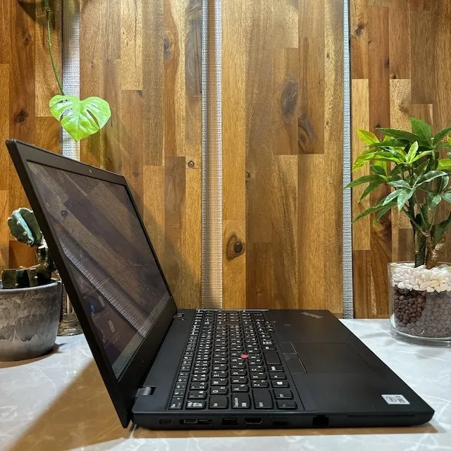 【美品】Thinkpad L15☘️メモ16G☘️i5第10世代☘️SSD256GB【VKHRC2404045】