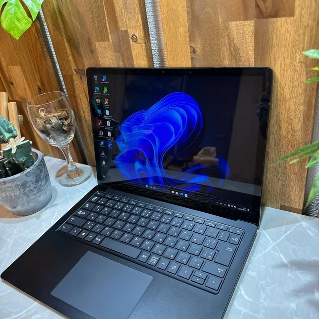 Surface Laptop 3☘️i7第10世代☘️メモ16GB☘️SSD256GB【VKHRC2404037】