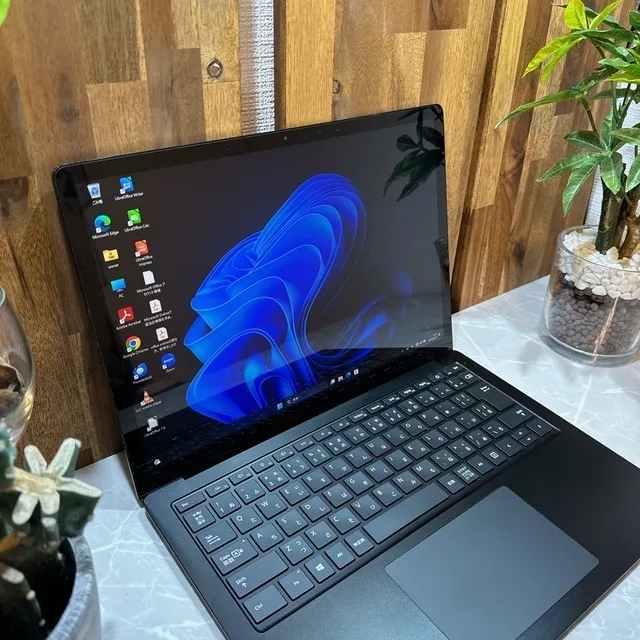 Surface Laptop 3☘️i7第10世代☘️メモ16GB☘️SSD256GB【VKHRC2404037】