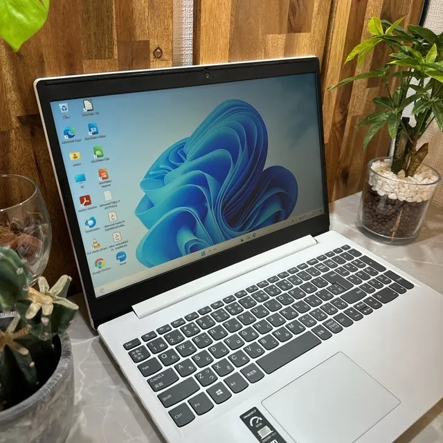 【美品】Lenovo Ideapad L3☘️i5第10世代☘️メモリ8GB☘️SSD【VKHRC2404069】