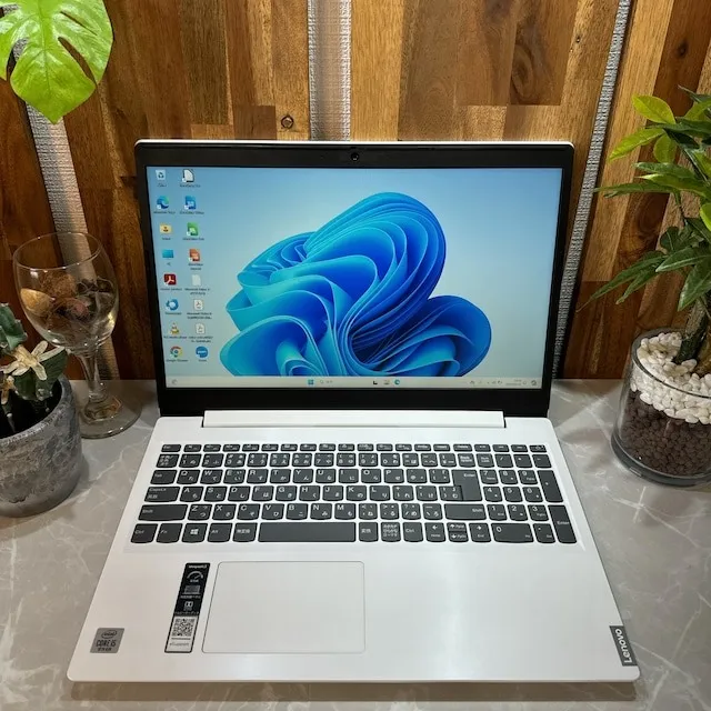 【美品】Lenovo Ideapad L3☘️i5第10世代☘️メモリ8GB☘️SSD【VKHRC2404069】