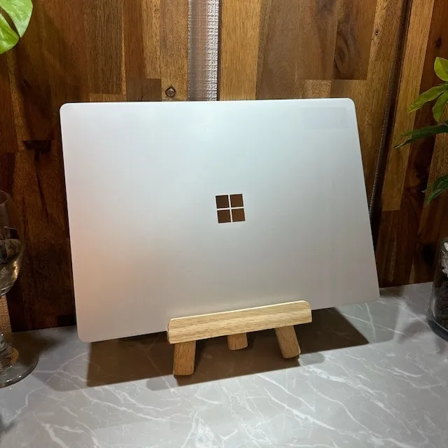 【美品】Surface Laptop 2☘️メ8GB☘️i5第8世代/SSD256G【VKHRC2404095】