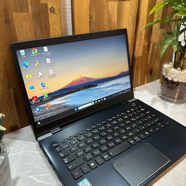 【美品】Dynabook G83/M☘️i7第8世代☘️メモ8GB/SSD256GB【VKHRC2404041】