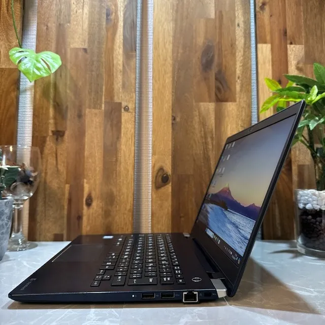 【美品】Dynabook G83/M☘️i7第8世代☘️メモ8GB/SSD256GB【VKHRC2404041】