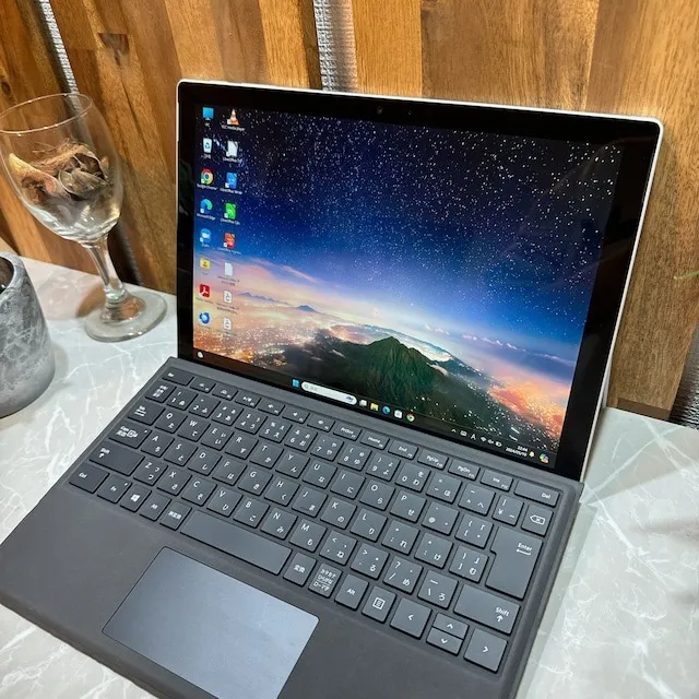 Surface Pro 6☘️メモリ8GB ☘️i5第8世代☘️SSD128GB【VKHRC2404061】