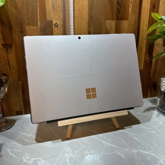 Surface Pro 6☘️メモリ8GB ☘️i5第8世代☘️SSD128GB【VKHRC2404061】