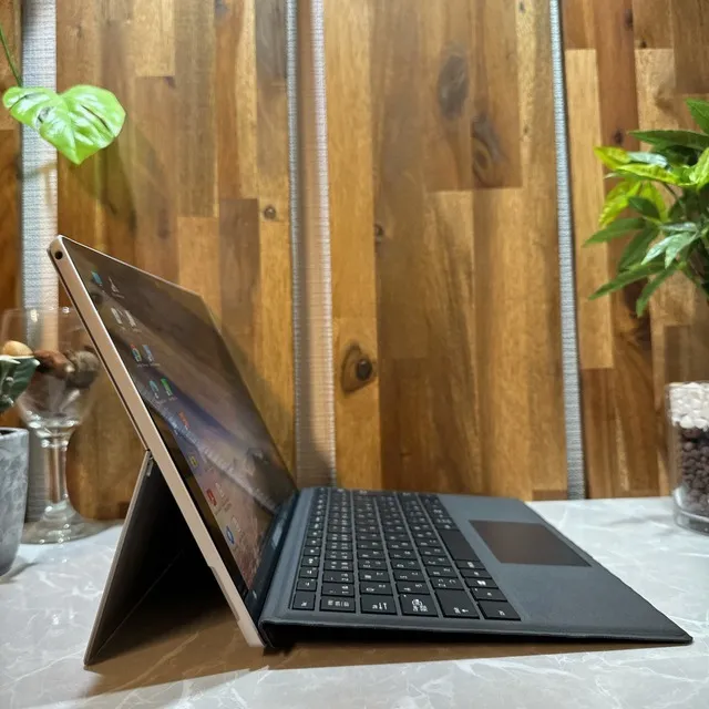 Surface Pro 6☘️メモリ8GB ☘️i5第8世代☘️SSD128GB【VKHRC2404061】