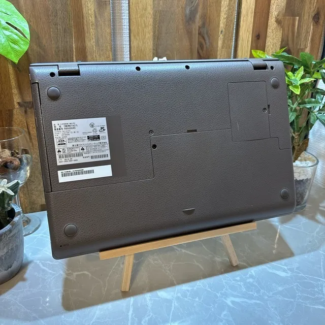 【美品】LIFEBOOK WA3/D1☘️メモ16G☘️i7第8世代☘️SSD1TB【VKHRC2404152】