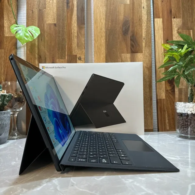 Surface Pro 6 ブラック☘️i5第8世代 ☘️SSD256GB☘️メモ8G【VKHRC2404147】