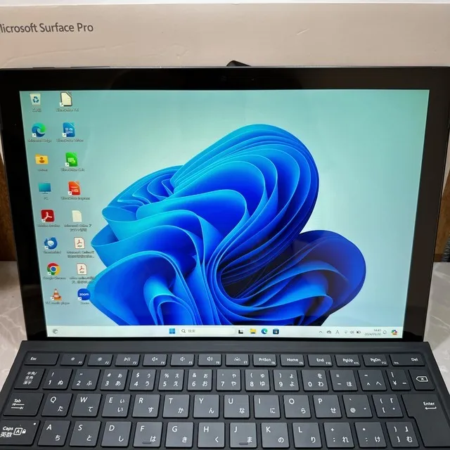 Surface Pro 6 ブラック☘️i5第8世代 ☘️SSD256GB☘️メモ8G【VKHRC2404147】