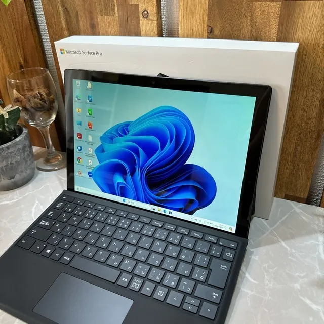 Surface Pro 6 ブラック☘️i5第8世代 ☘️SSD256GB☘️メモ8G【VKHRC2404147】