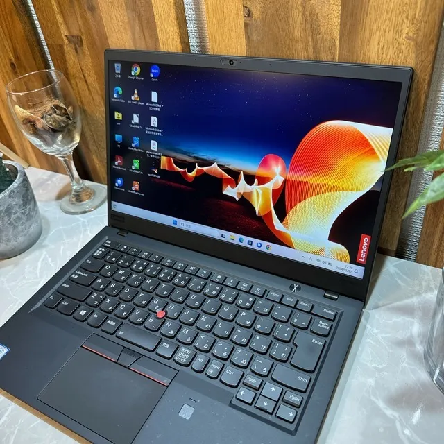 Thinkpad X1 Carbon ☘️メモ8G /SSD128G☘️i5第8世代【VKHRC2404121】