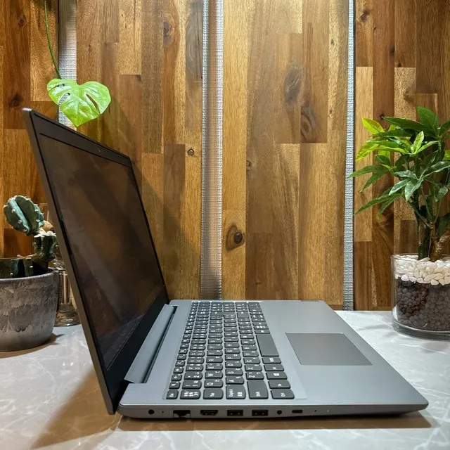 【美品】Lenovo Ideapad☘️i7第8世代☘️SSD256G+HDD1TB【VKHRC2404068】