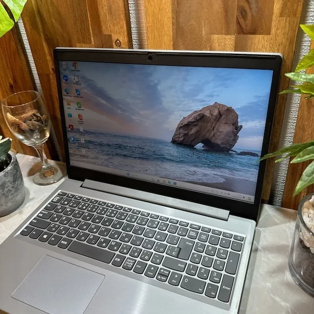 【美品】Lenovo Ideapad☘️i7第8世代☘️SSD256G+HDD1TB【VKHRC2404068】