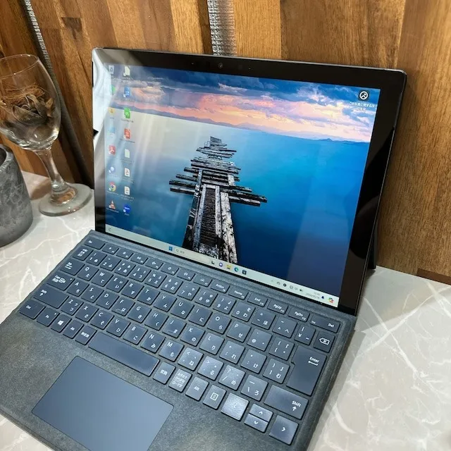 Surface Pro 7ブラック☘️i5第10世代☘️SSD256GB☘️メモリ8G【VKHRC2405010】