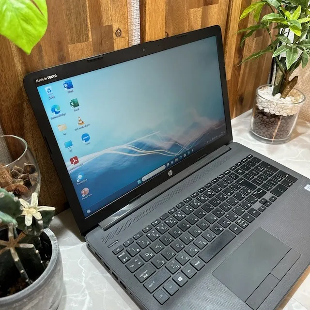 【美品】HP 250 G7☘️i5第8世代 ☘️メモリ8GB☘️SSD256GB【VKHRC2405005】