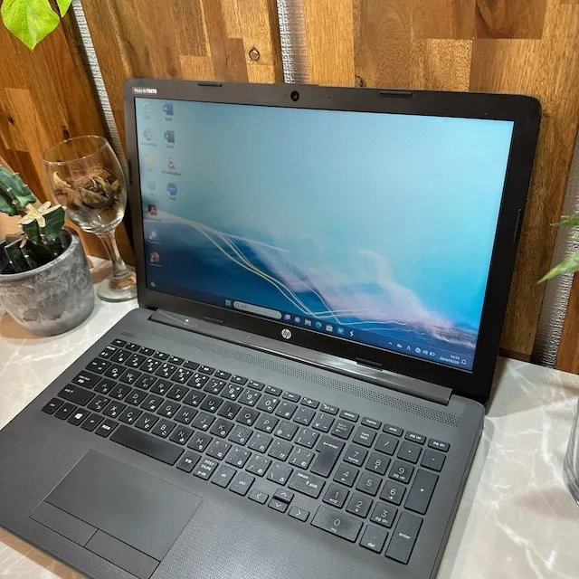 【美品】HP 250 G7☘️i5第8世代 ☘️メモリ8GB☘️SSD256GB【VKHRC2405005】