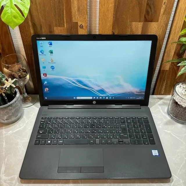 【美品】HP 250 G7☘️i5第8世代 ☘️メモリ8GB☘️SSD256GB【VKHRC2405005】